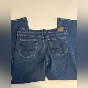 Signature Levi Strauss Mid Rise Bootcut Denim 12 SHORT
